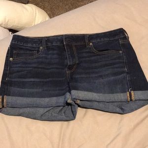 American Eagle Denim Shorts ✨